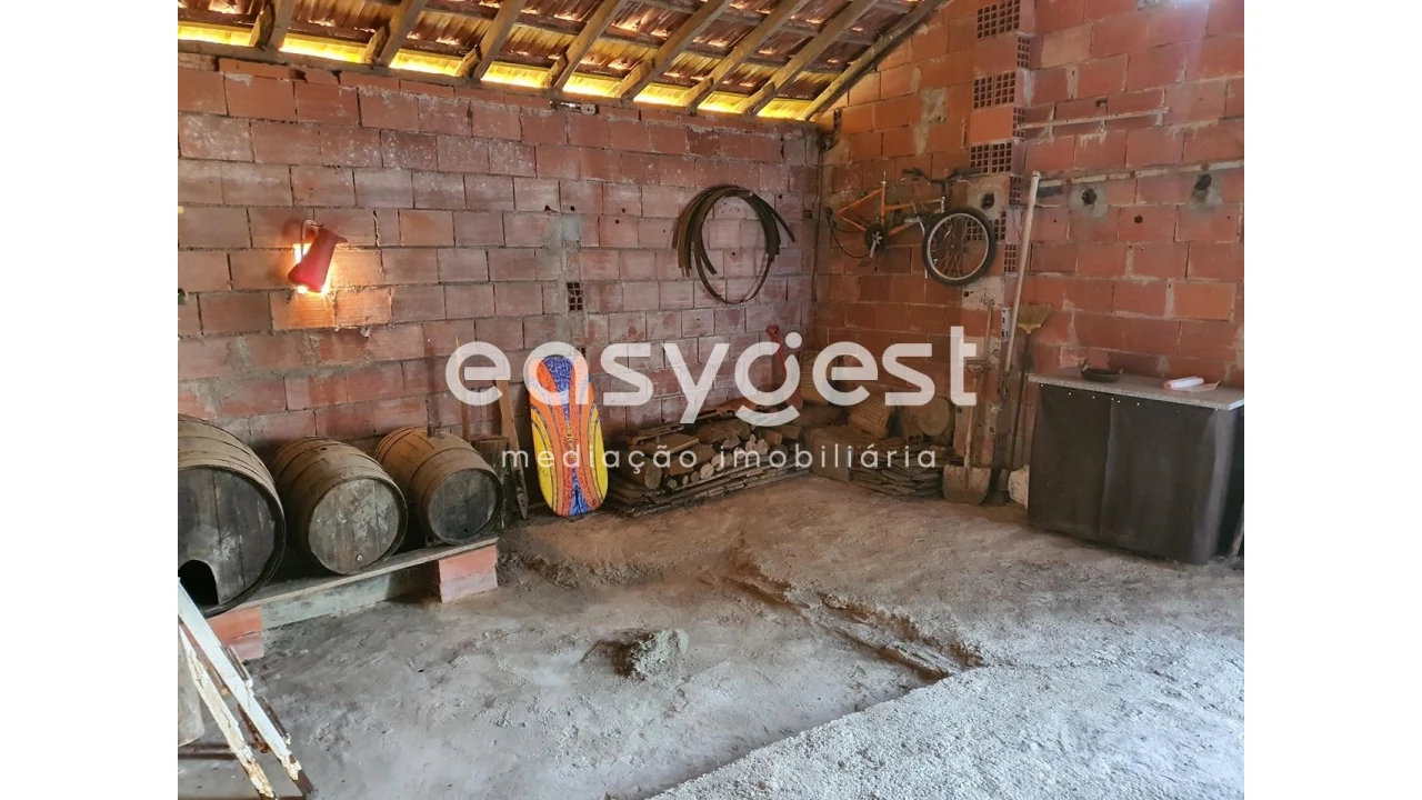 Moradia T2 para Venda em Mouronho Foto 19