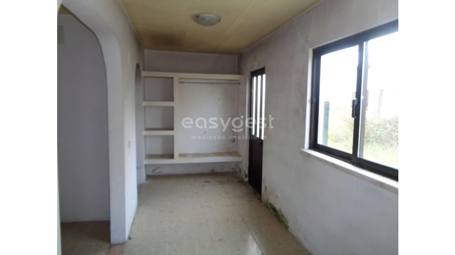 Moradia T1 para Venda em Vinha da Rainha Foto 19