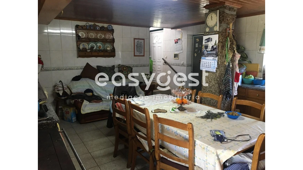Moradia T3 para Venda em Lourosa Foto 3