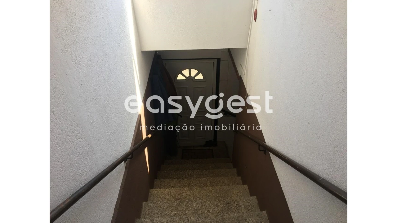 Moradia T3 para Venda em Lourosa Foto 8