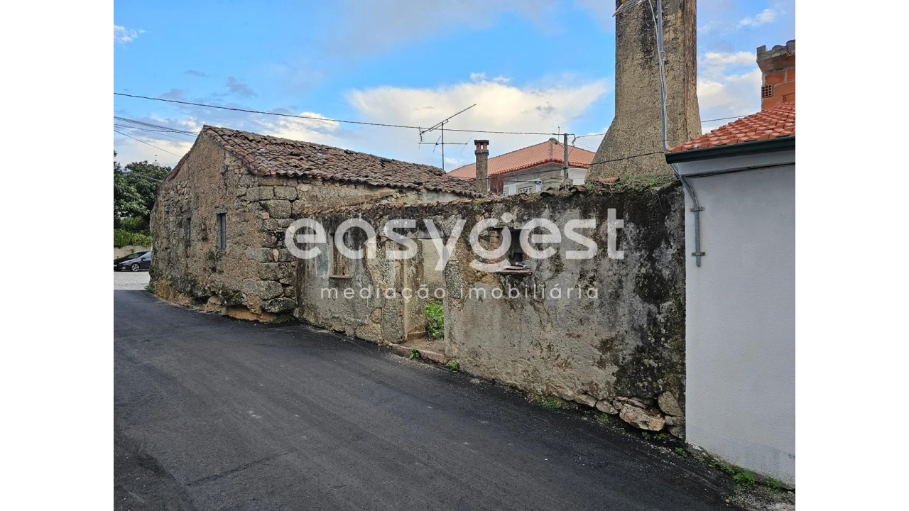 Moradia T3 para Venda em Tabua Foto 4