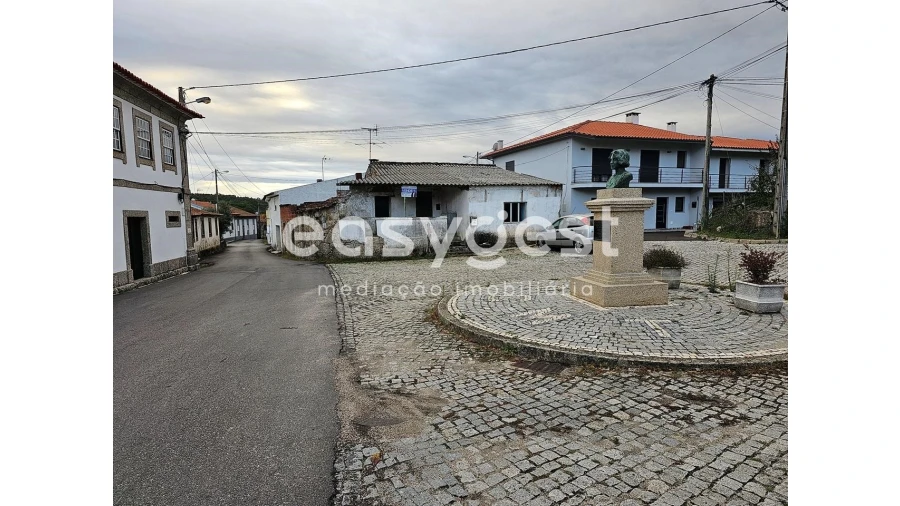 Moradia T3 para Venda em Tabua Foto 5