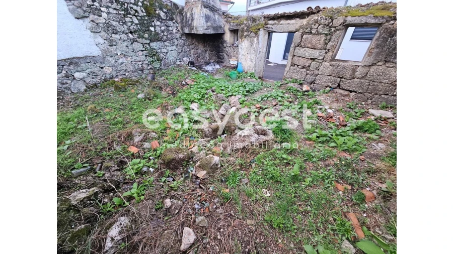 Moradia T3 para Venda em Tabua Foto 7