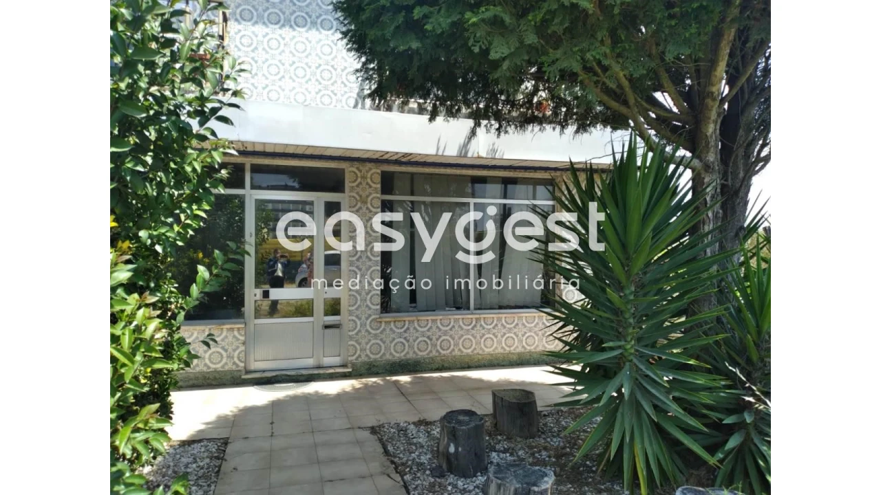 Prédio para Venda em Esgueira Foto 1