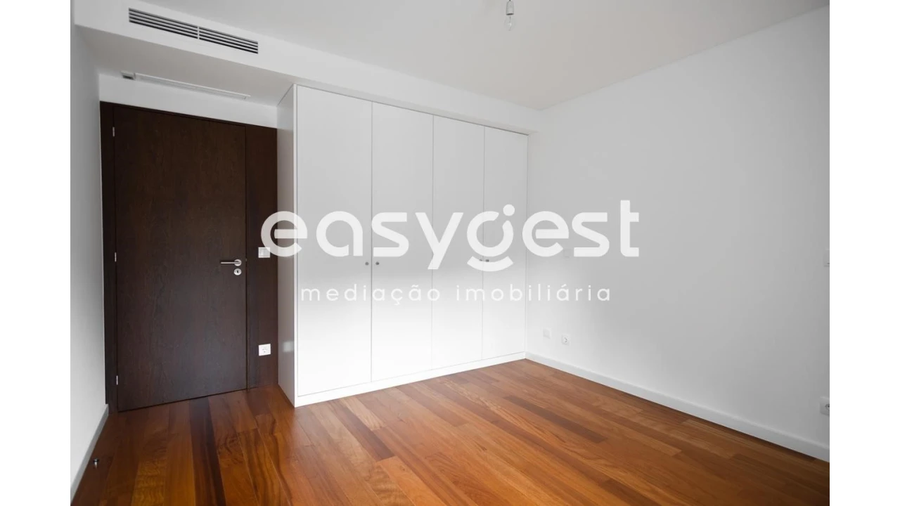 Apartamento T6 para Venda em Sé Nova, Santa Cruz, Almedina e São Bartolomeu Foto 5