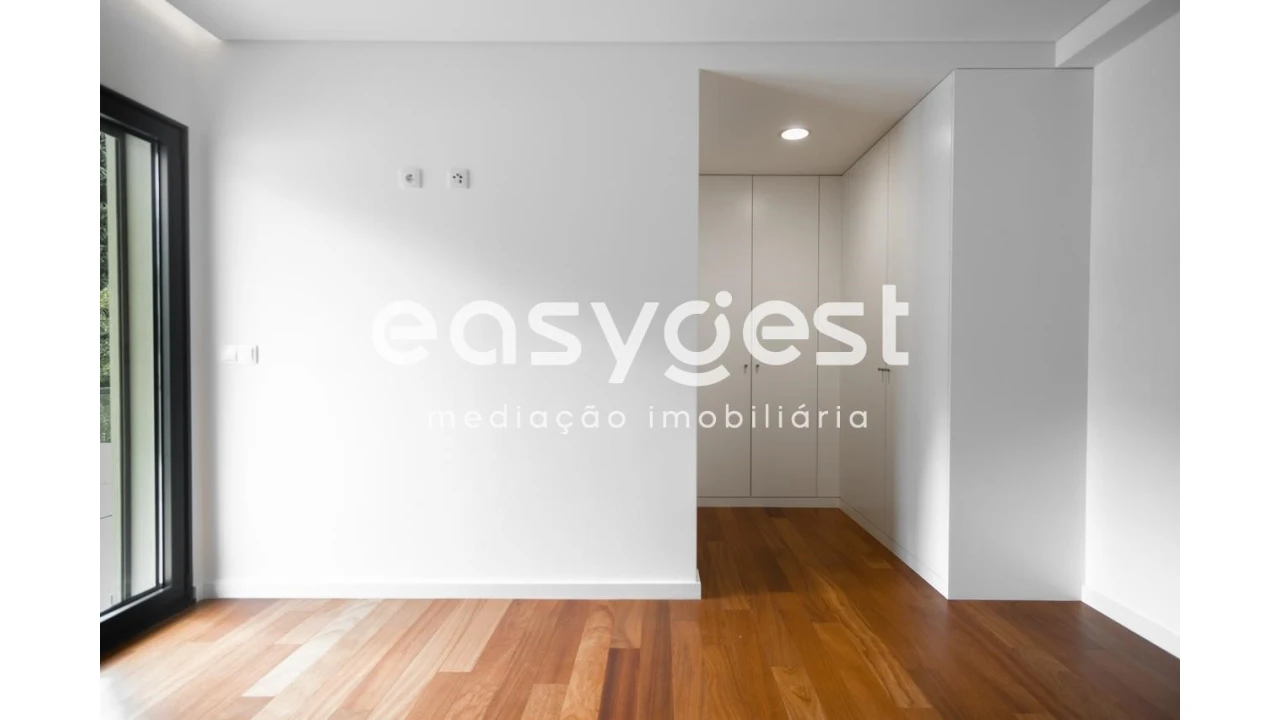Apartamento T6 para Venda em Sé Nova, Santa Cruz, Almedina e São Bartolomeu Foto 10