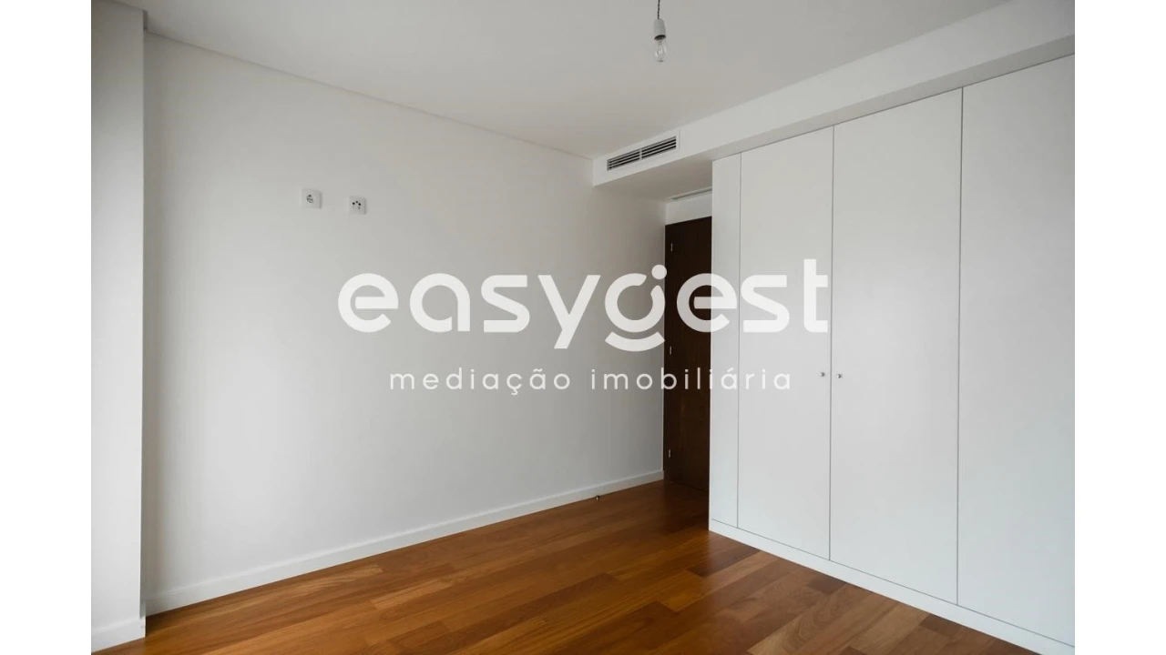 Apartamento T6 para Venda em Sé Nova, Santa Cruz, Almedina e São Bartolomeu Foto 16