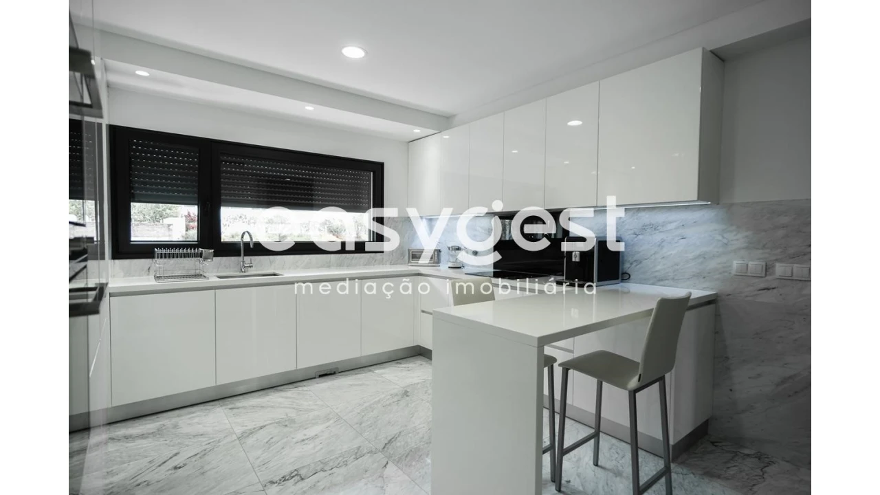 Apartamento T6 para Venda em Sé Nova, Santa Cruz, Almedina e São Bartolomeu Foto 22