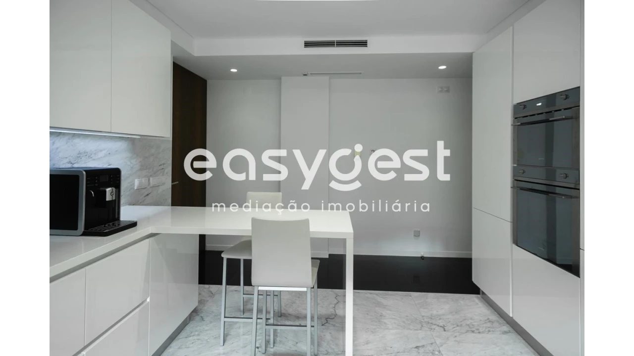 Apartamento T6 para Venda em Sé Nova, Santa Cruz, Almedina e São Bartolomeu Foto 26