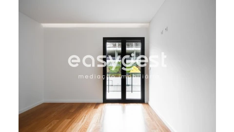 Apartamento T6 para Venda em Sé Nova, Santa Cruz, Almedina e São Bartolomeu