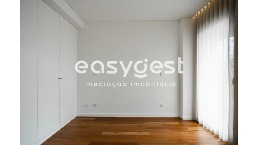 Apartamento T6 para Venda em Sé Nova, Santa Cruz, Almedina e São Bartolomeu Foto 15