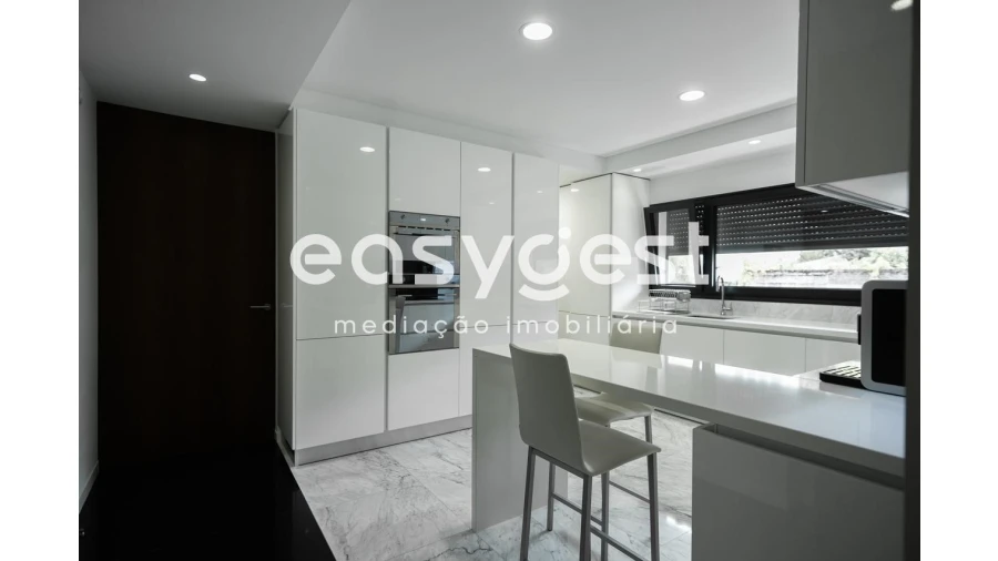 Apartamento T6 para Venda em Sé Nova, Santa Cruz, Almedina e São Bartolomeu Foto 24