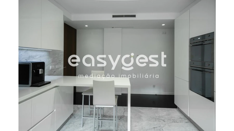 Apartamento T6 para Venda em Sé Nova, Santa Cruz, Almedina e São Bartolomeu Foto 26