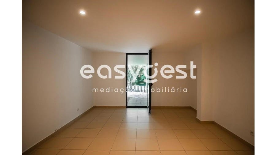 Apartamento T6 para Venda em Sé Nova, Santa Cruz, Almedina e São Bartolomeu Foto 32