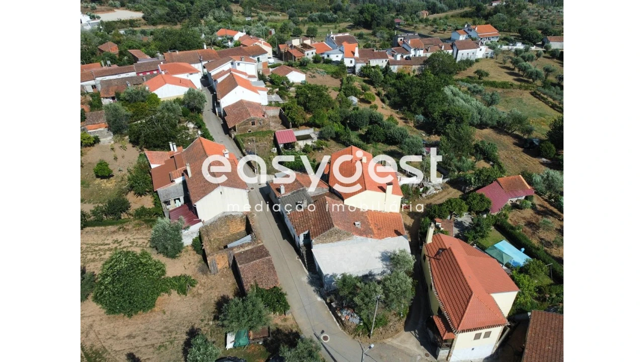 Moradia T2 para Venda em Lourosa Foto 9