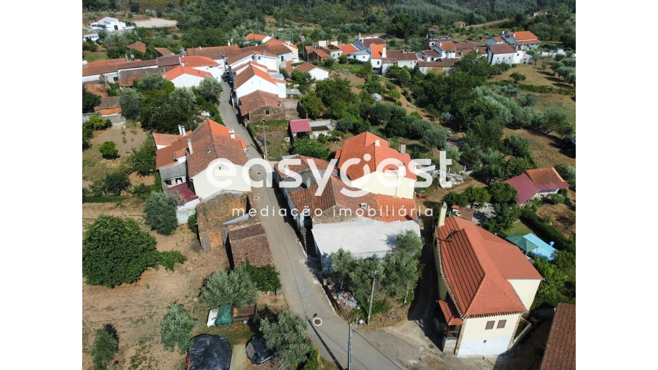 Moradia T2 para Venda em Lourosa Foto 11