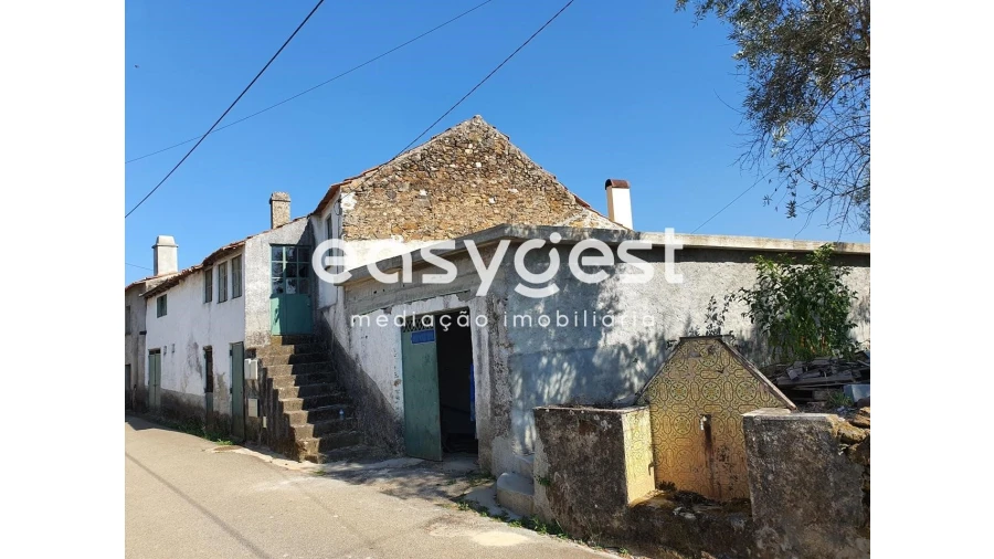 Moradia T2 para Venda em Lourosa Foto 3