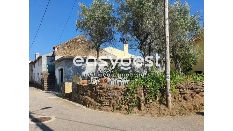 Moradia T2 para Venda em Lourosa Foto 4