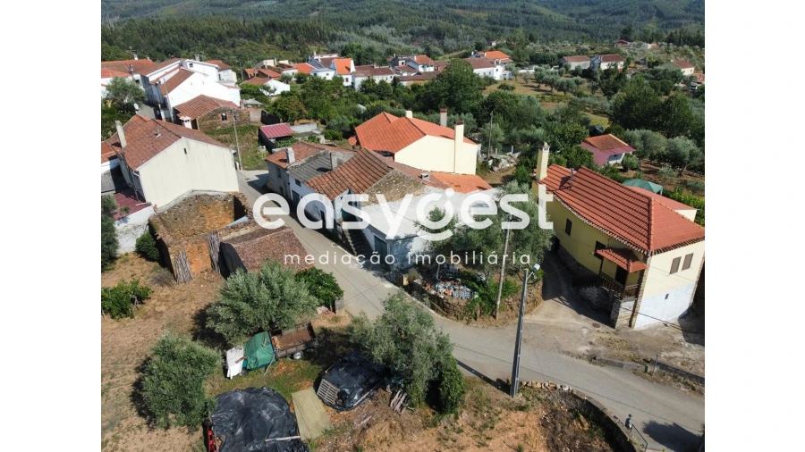 Moradia T2 para Venda em Lourosa Foto 10