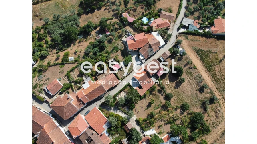 Moradia T2 para Venda em Lourosa Foto 12