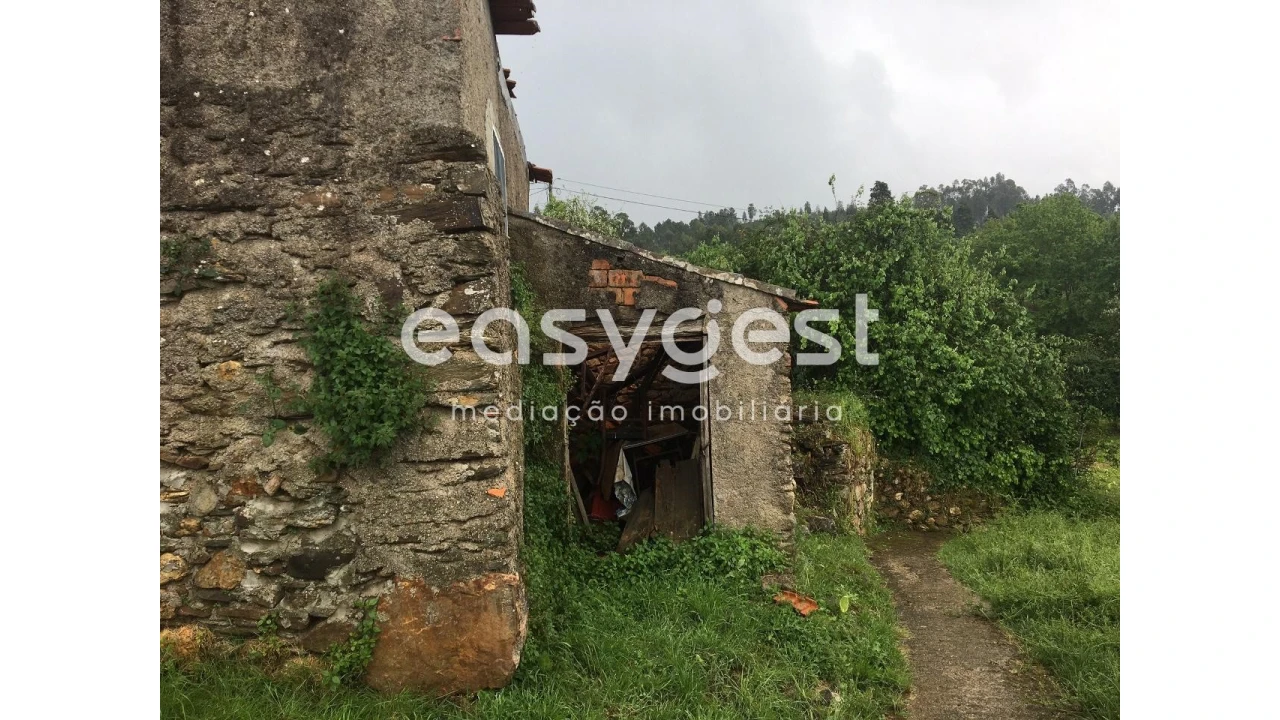 Moradia T1 para Venda em Secarias Foto 2