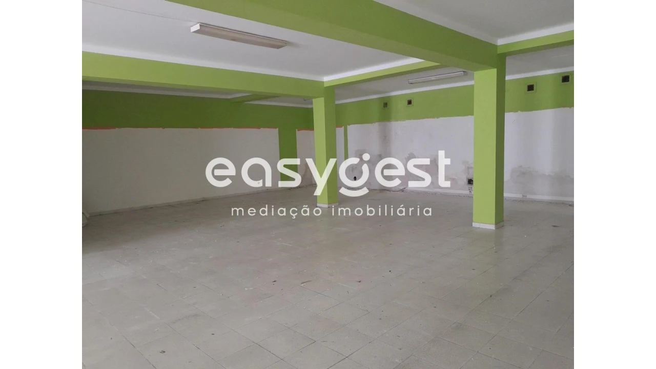 Loja para Venda em Beja (Santiago Maior e São João Baptista) Foto 4