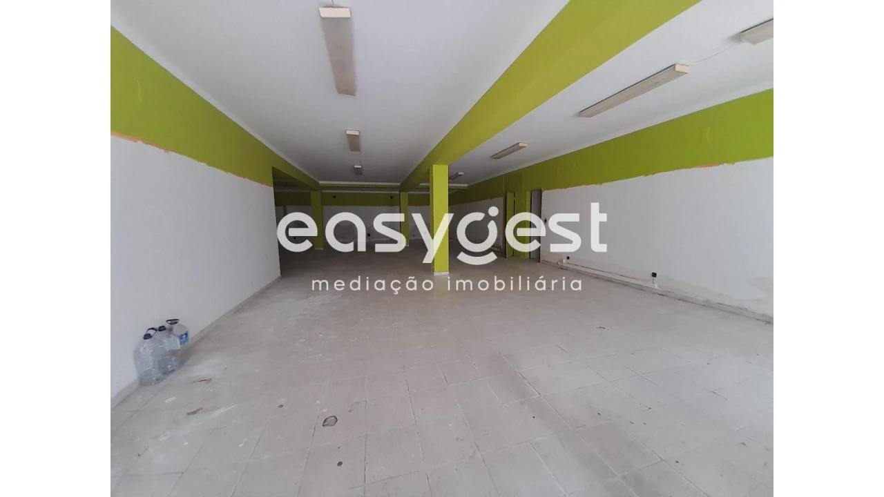 Loja para Venda em Beja (Santiago Maior e São João Baptista) Foto 10