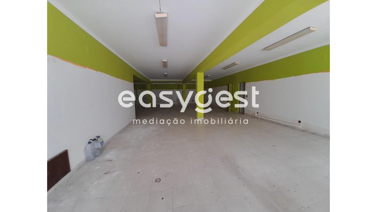 Loja para Venda em Beja (Santiago Maior e São João Baptista) Foto 11