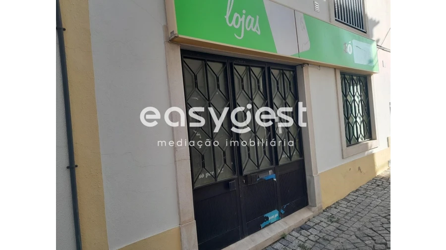 Loja para Venda em Beja (Santiago Maior e São João Baptista)