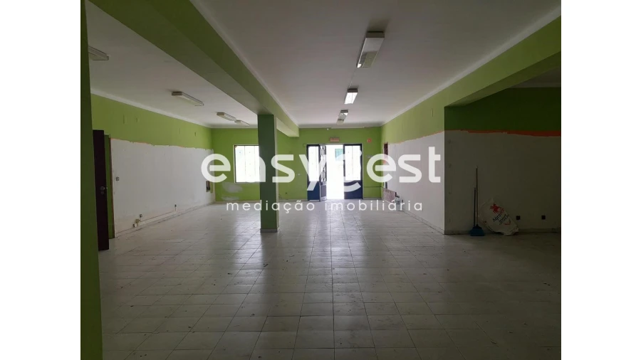 Loja para Venda em Beja (Santiago Maior e São João Baptista) Foto 7