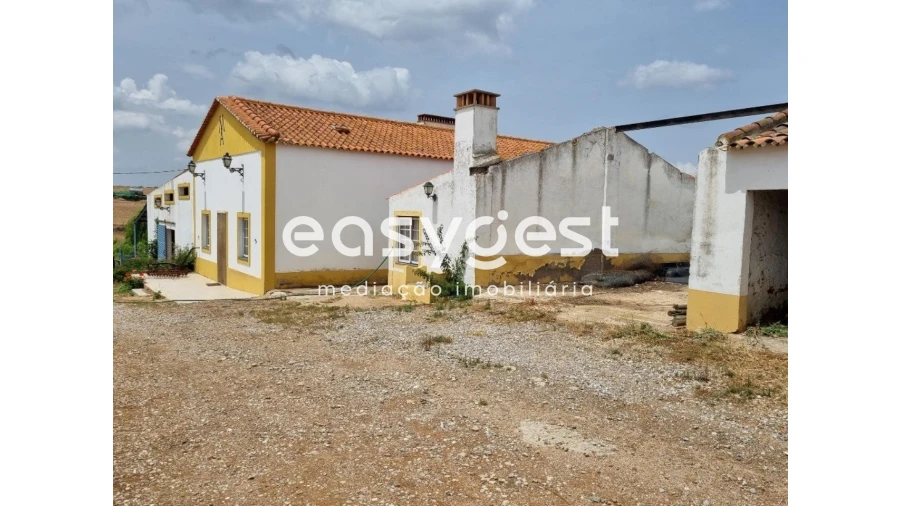 Quinta T2 para Venda em Santo Agostinho e São João Baptista e Santo Amador Foto 4