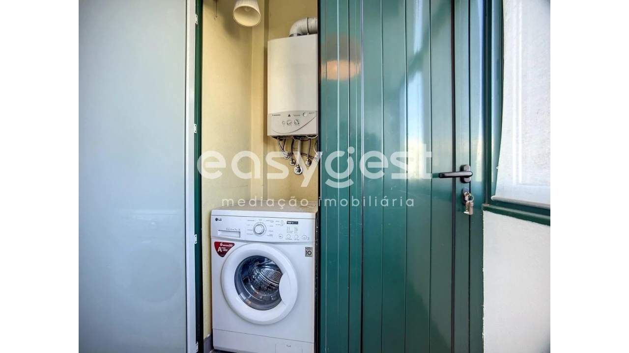 Apartamento T4 para Venda em Arroios Foto 24