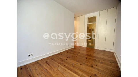 Apartamento T4 para Venda em Arroios
