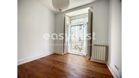 Apartamento T4 para Venda em Arroios
