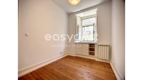 Apartamento T4 para Venda em Arroios