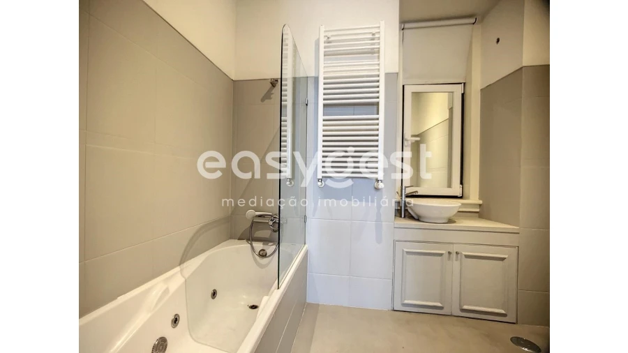 Apartamento T4 para Venda em Arroios Foto 2