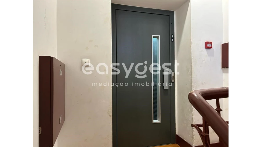 Apartamento T4 para Venda em Arroios Foto 26
