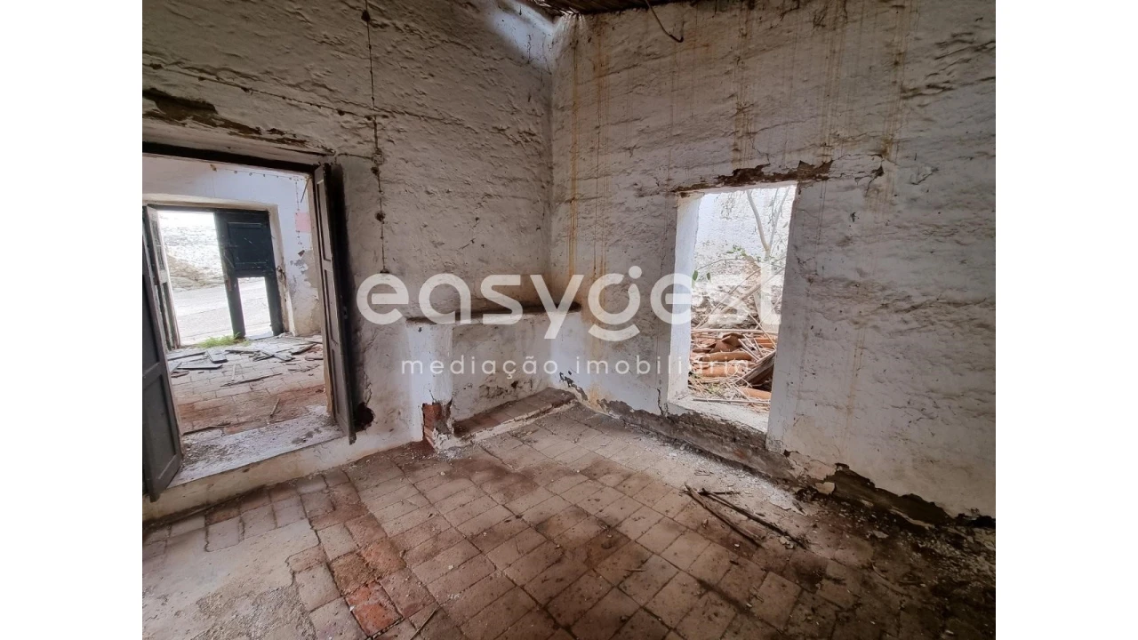 Moradia T2 para Venda em Safara e Santo Aleixo da Restauração Foto 4