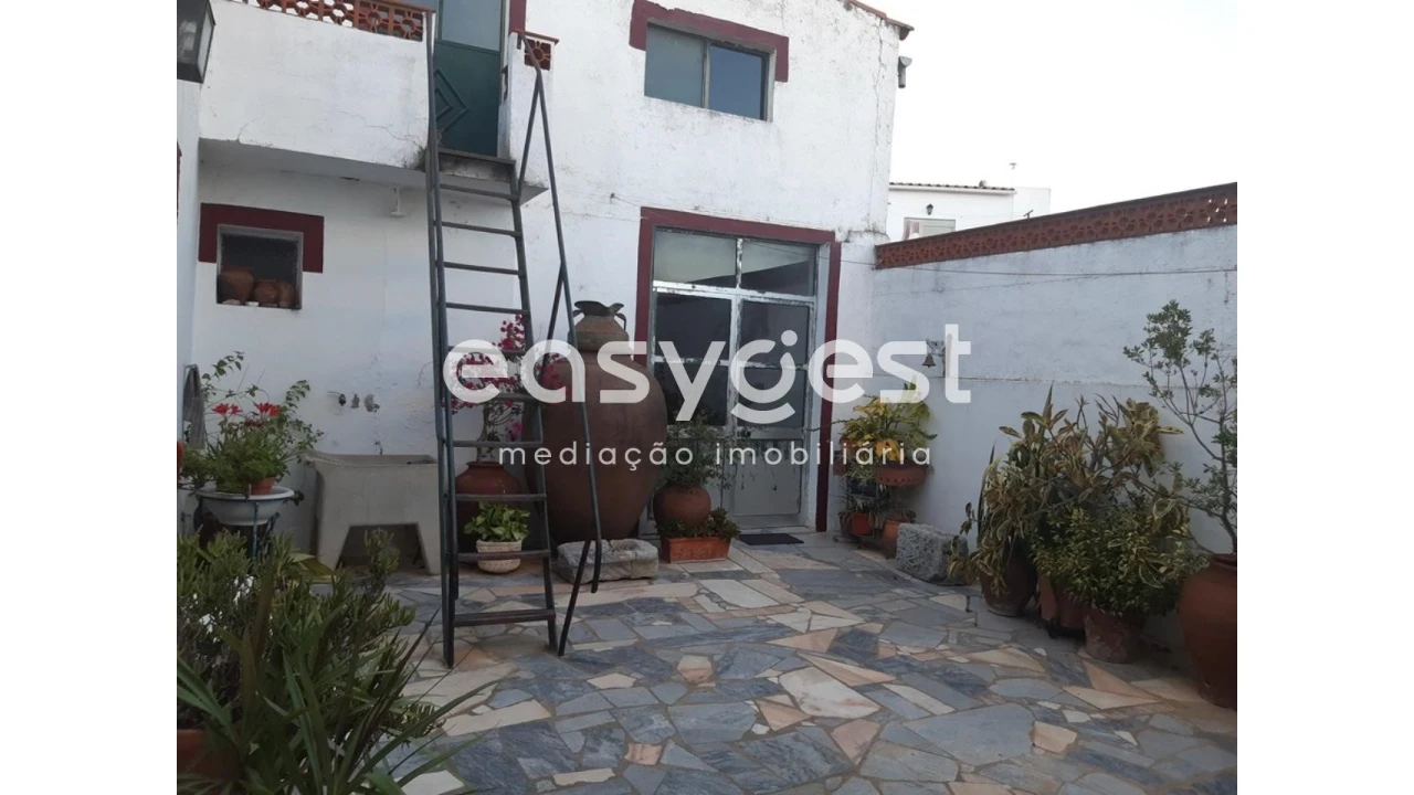 Moradia T4 para Venda em Cabeça Gorda Foto 9