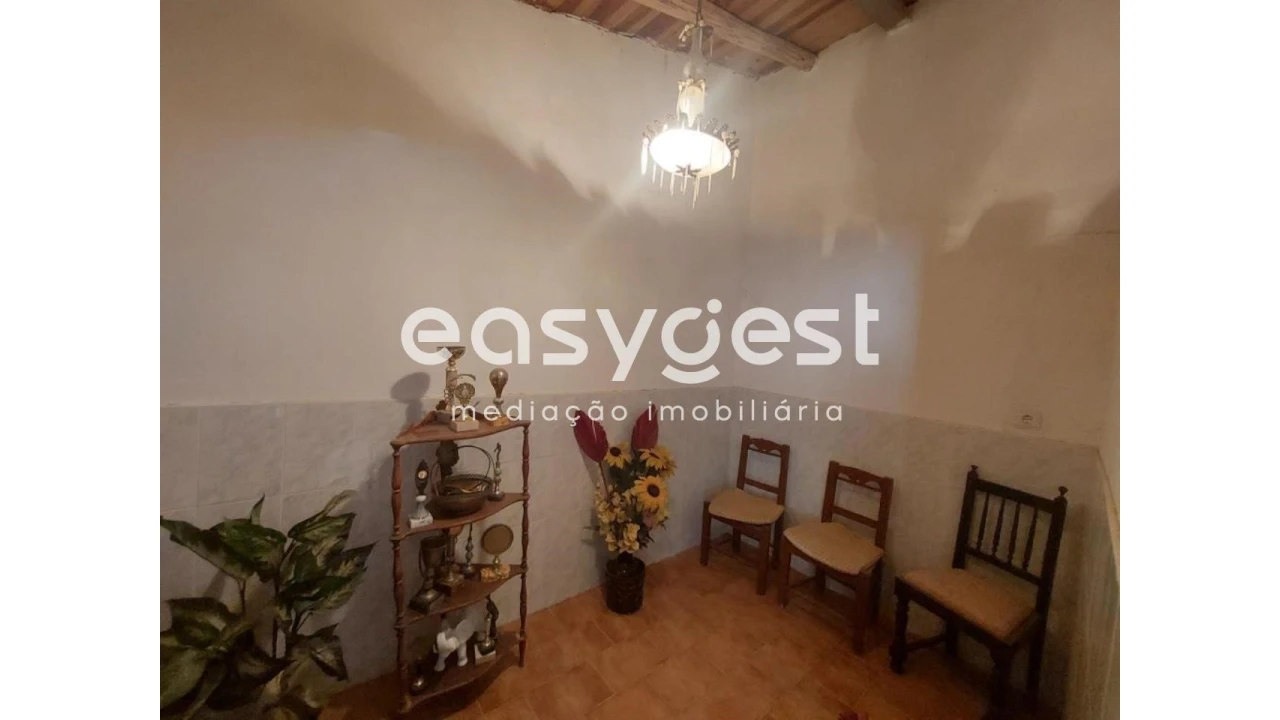 Moradia T1 para Venda em Santa Cruz Foto 11