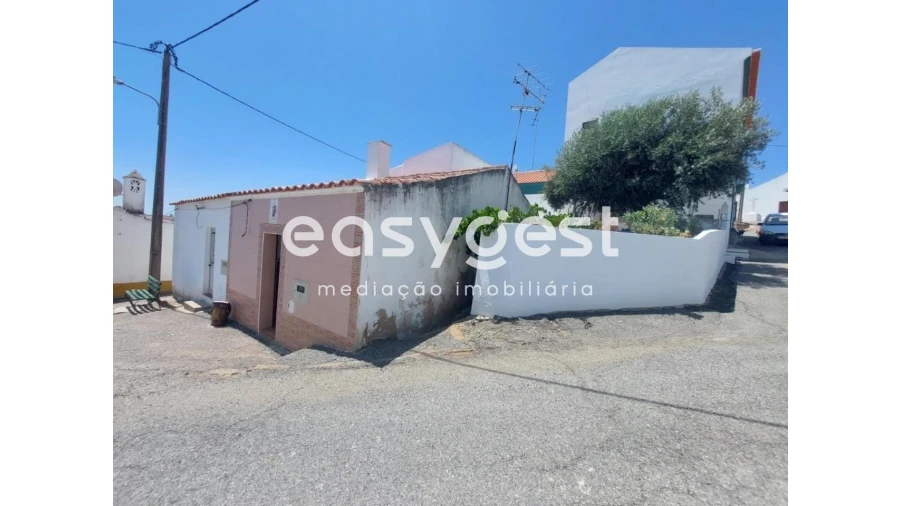 Moradia T1 para Venda em Santa Cruz Foto 2