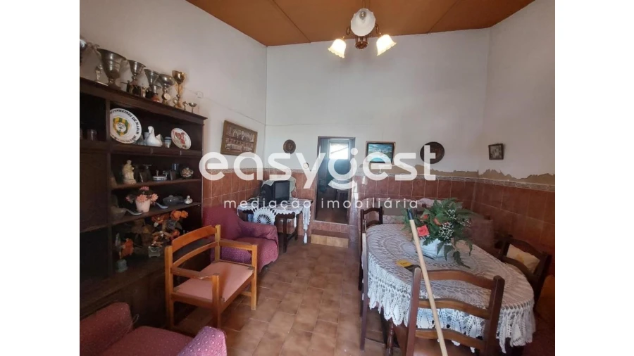 Moradia T1 para Venda em Santa Cruz Foto 9