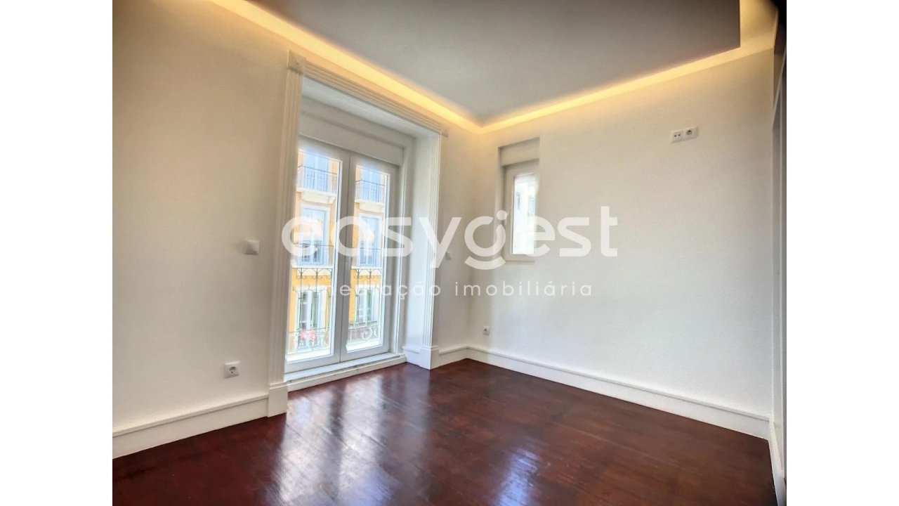 Apartamento T3 para Venda em Santa Maria Maior Foto 17