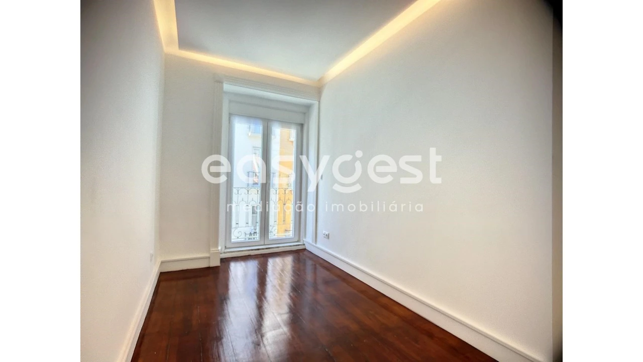 Apartamento T3 para Venda em Santa Maria Maior Foto 21