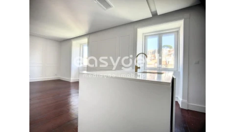 Apartamento T3 para Venda em Santa Maria Maior