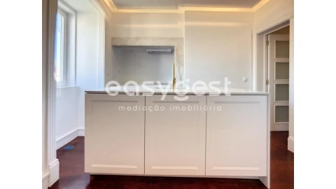 Apartamento T3 para Venda em Santa Maria Maior