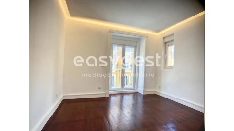 Apartamento T3 para Venda em Santa Maria Maior
