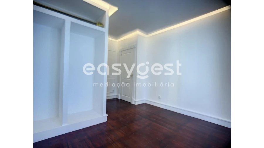 Apartamento T3 para Venda em Santa Maria Maior Foto 19