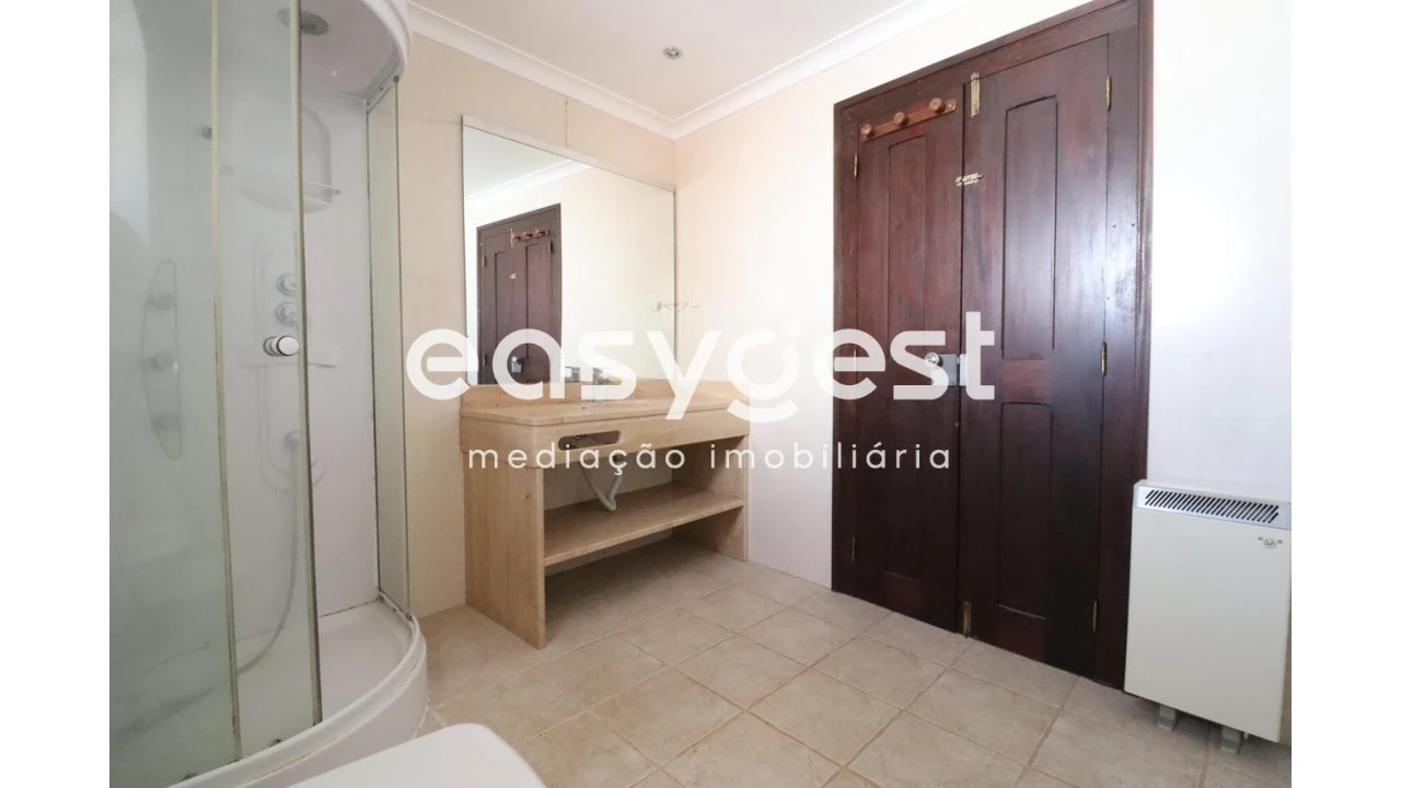 Moradia T5 para Venda em Abrunheira, Verride e Vila Nova da Barca Foto 10