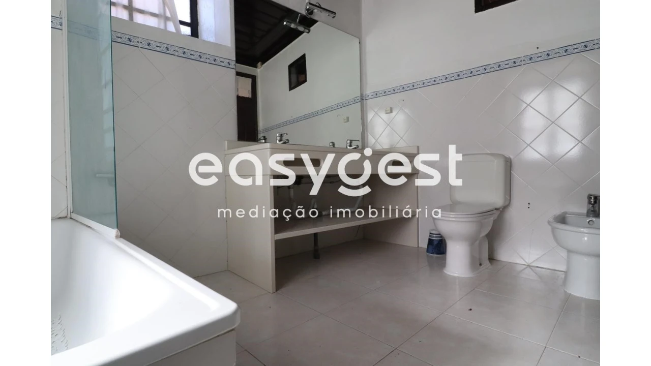 Moradia T5 para Venda em Abrunheira, Verride e Vila Nova da Barca Foto 14